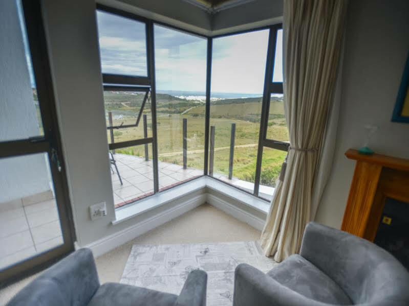 Fly Me To The Moon Guesthouse Mossel Bay Luaran gambar